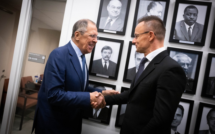 Szijjártó Péter egyedüli EU-s külügyminiszterként tárgyalt Szergej Lavrovval New Yorkban