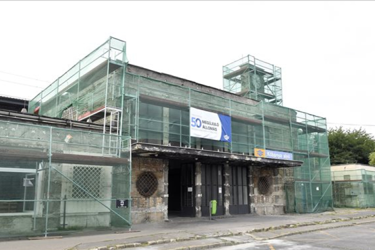 2023-ig a MÁV saját forrásból 50 vasútállomást újít fel